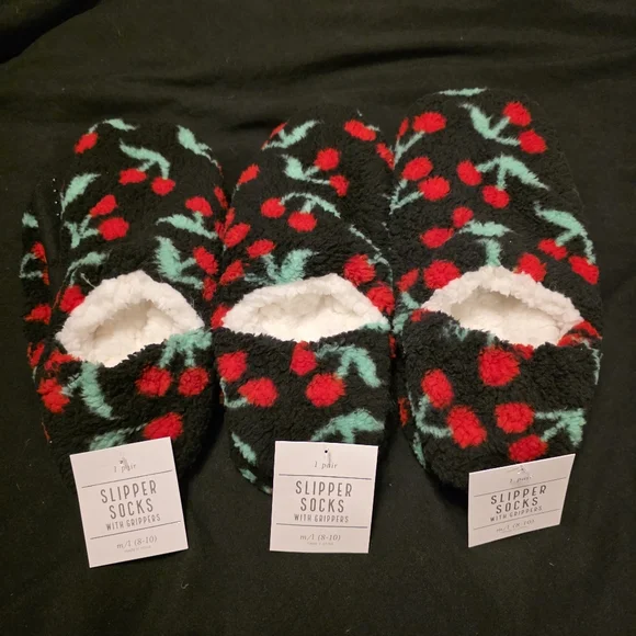 3 Pairs Of Cherry Slipper Socks Size M/L (8-10) - Picture 1 of 4